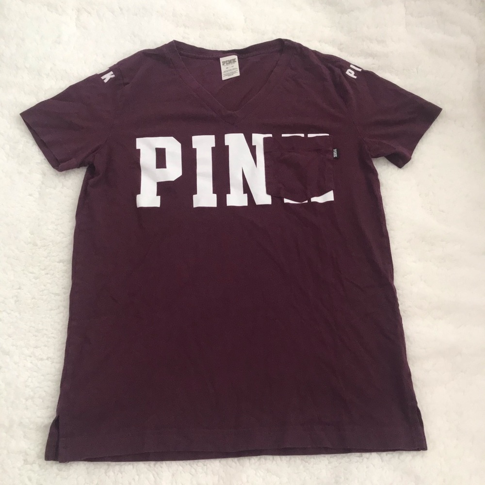 ❌🚫SOLD🚫❌PINK Victoria’s Secret v-neck pocket tee